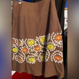 Vintage Linen Brown Skirt w embroidery 8